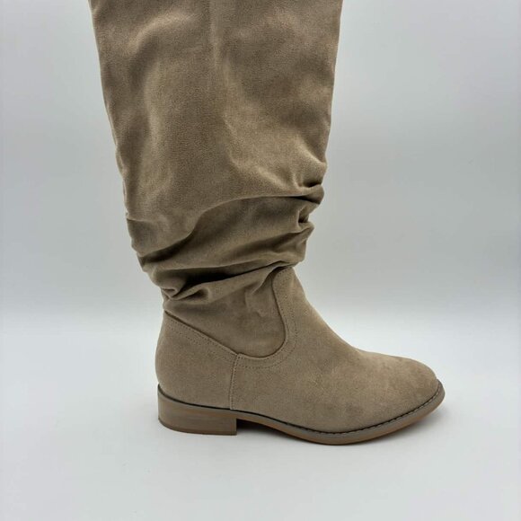 Shoe’N Tale Knee High Boots Khaki Suede Side Zipper Women’s Size 7